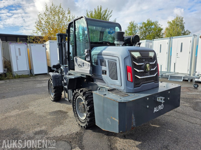 2023 RUN TX Dieseltruck kun 104 timer 4x4 - معدات المناولة: صورة 5 2023 RUN TX Dieseltruck kun 104 timer 4x4 - معدات المناولة: صورة 5
