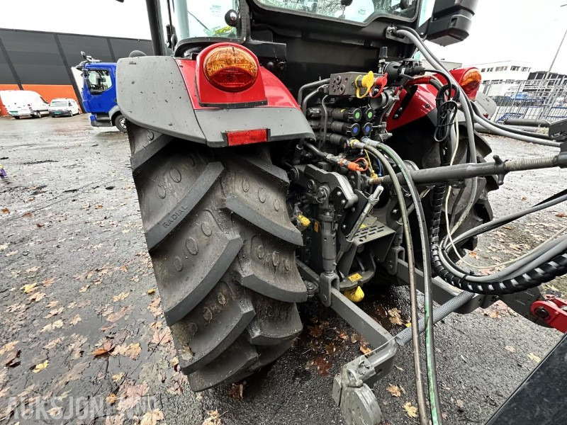 2024 Valtra F75 Traktor, m/X25S Frontlaster og Lilleseth universalskuffe, ca 70 timer - جرار: صورة 5 2024 Valtra F75 Traktor, m/X25S Frontlaster og Lilleseth universalskuffe, ca 70 timer - جرار: صورة 5
