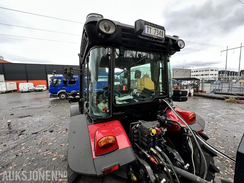 2024 Valtra F75 Traktor, m/X25S Frontlaster og Lilleseth universalskuffe, ca 70 timer - جرار: صورة 4 2024 Valtra F75 Traktor, m/X25S Frontlaster og Lilleseth universalskuffe, ca 70 timer - جرار: صورة 4