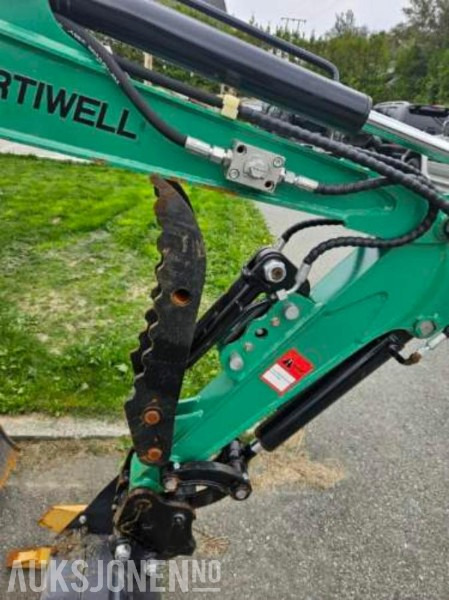 2025 Andre 2025 Cartiwell CW-10 minigraver – lukket hytte – kun 9,8 timer – flere redskap - حفّار: صورة 5 2025 Andre 2025 Cartiwell CW-10 minigraver – lukket hytte – kun 9,8 timer – flere redskap - حفّار: صورة 5