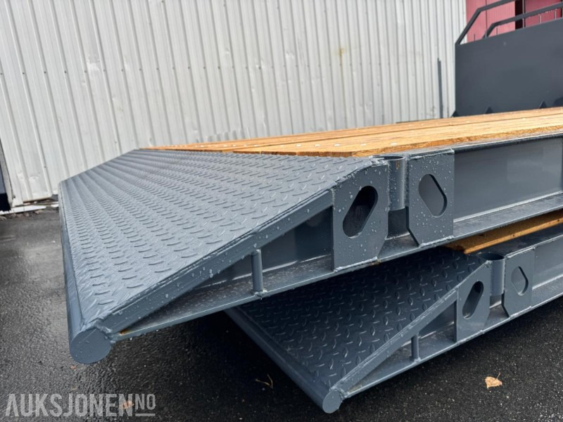 2025 NYTT Maskinflak med staker og låsbare skap - شاحنة برافعة خطافية: صورة 5 2025 NYTT Maskinflak med staker og låsbare skap - شاحنة برافعة خطافية: صورة 5