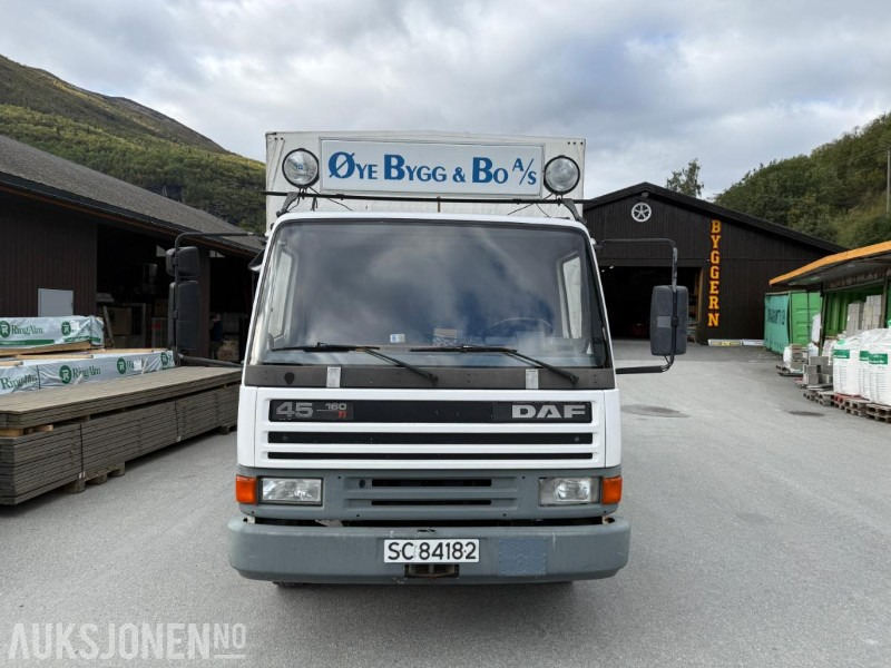 DAF FA 45 160 C08 med høy nyttelast - شاحنة صندوقية: صورة 2 DAF FA 45 160 C08 med høy nyttelast - شاحنة صندوقية: صورة 2