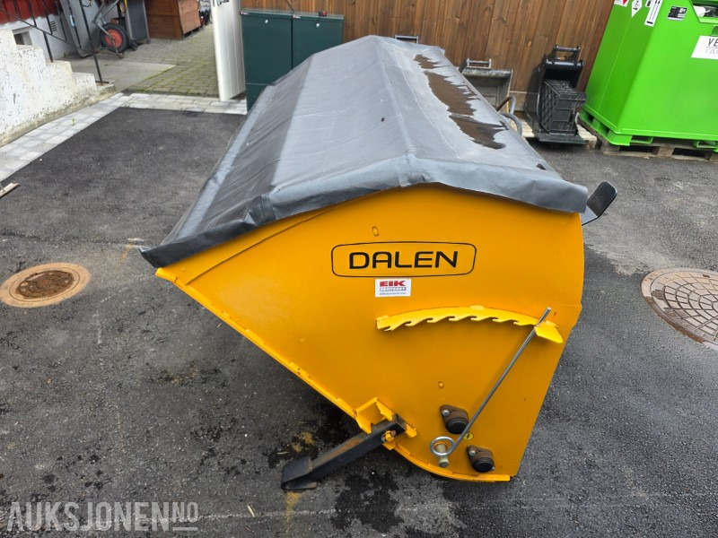 Dalen 2034-U sandstrøer - Hydraulisk - 2 meter strøbredde - 1300 liter - معدات الانشاءات: صورة 2 Dalen 2034-U sandstrøer - Hydraulisk - 2 meter strøbredde - 1300 liter - معدات الانشاءات: صورة 2