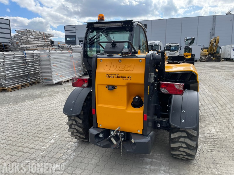 Dieci Apollo 26.6 Hyd pll gaffel skuffe og løftekrok - آلة رفع ونقل تلسكوبية: صورة 4 Dieci Apollo 26.6 Hyd pll gaffel skuffe og løftekrok - آلة رفع ونقل تلسكوبية: صورة 4