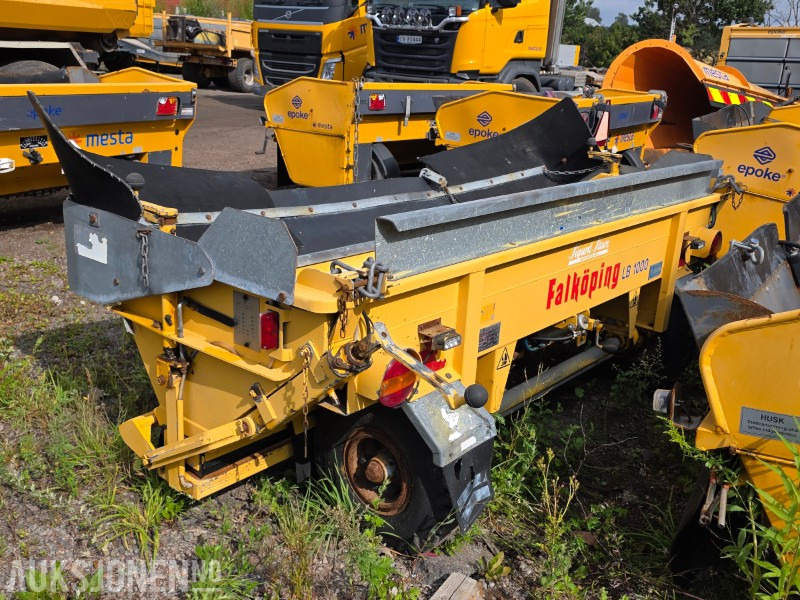 Falköping Falköping LB 1000 BLU Etterhengende Strøapparat - معدات الانشاءات: صورة 3 Falköping Falköping LB 1000 BLU Etterhengende Strøapparat - معدات الانشاءات: صورة 3