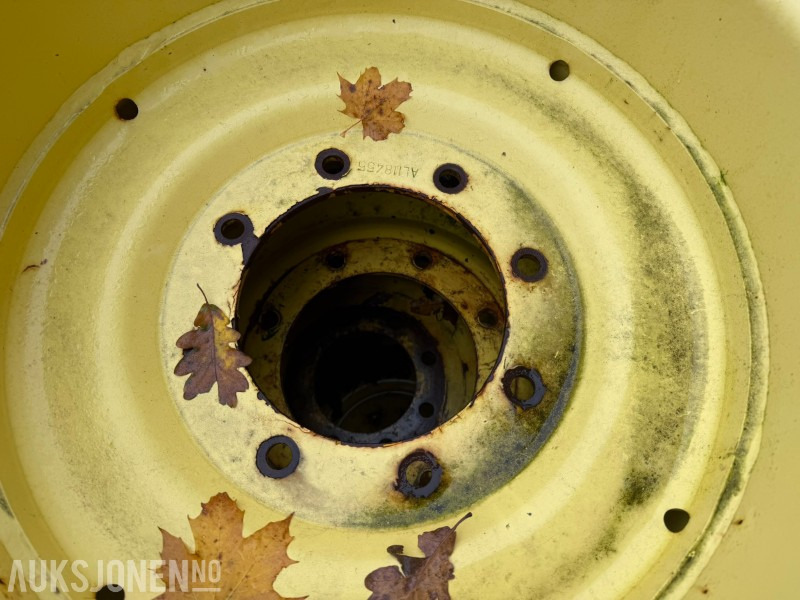 Felgsett til John Deere – AL118455 og AL174627 - آلات زراعية: صورة 4 Felgsett til John Deere – AL118455 og AL174627 - آلات زراعية: صورة 4