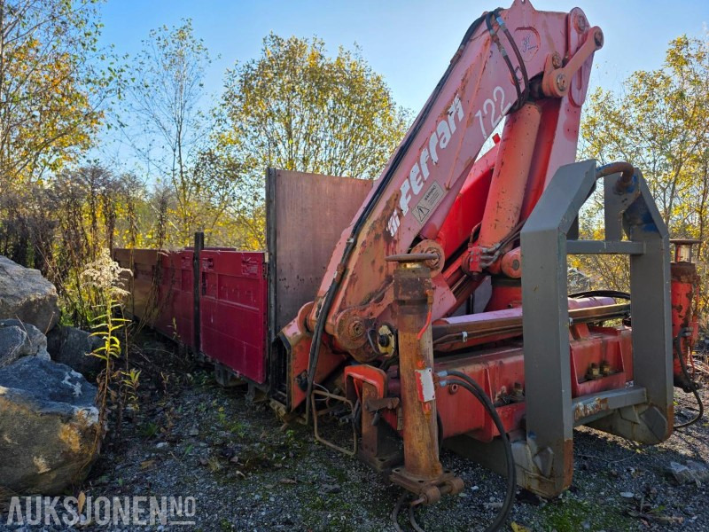 Ferrari 722 A4 kran/lastebilkran–påbygg på maskinflak med krokfeste - شاحنة: صورة 3 Ferrari 722 A4 kran/lastebilkran–påbygg på maskinflak med krokfeste - شاحنة: صورة 3