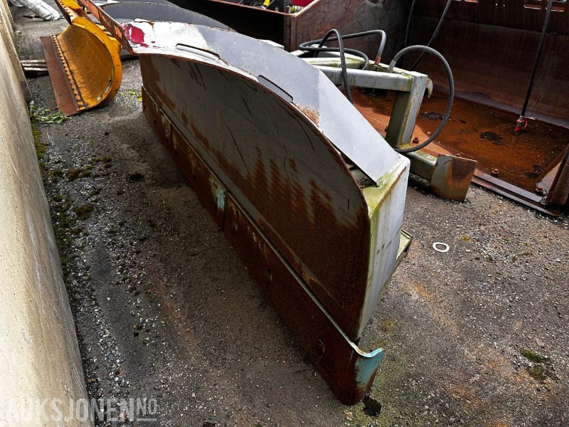 Holms TKH-240 brøyteskjær - ملحق - آلات الإنشاء: صورة 3 Holms TKH-240 brøyteskjær - ملحق - آلات الإنشاء: صورة 3