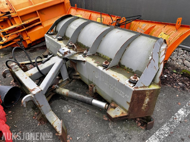 Holms TKH-80-240 brøyteskjær - ملحق - آلات الإنشاء: صورة 1 Holms TKH-80-240 brøyteskjær - ملحق - آلات الإنشاء: صورة 1