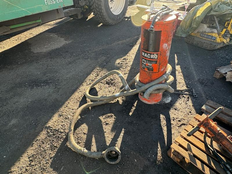 ILMEG Macro 55-31900 støvoppsamler / støvsuger - معدات الانشاءات: صورة 1 ILMEG Macro 55-31900 støvoppsamler / støvsuger - معدات الانشاءات: صورة 1