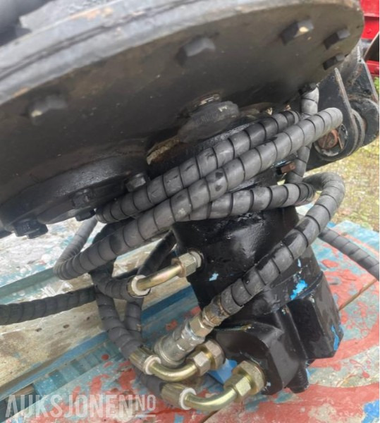 Jordbor hydraulisk 1300mm - معدات الانشاءات: صورة 3 Jordbor hydraulisk 1300mm - معدات الانشاءات: صورة 3