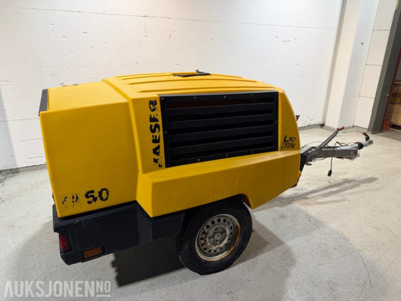 Kaeser M50 PE transportabel kompressor 5,0 m3 - معدات الانشاءات: صورة 1 Kaeser M50 PE transportabel kompressor 5,0 m3 - معدات الانشاءات: صورة 1