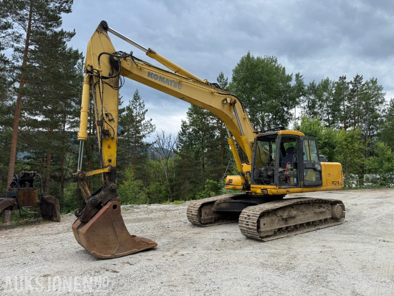 Komatsu PC210LC-6K Gravemaskin - Beltegraver - حفّار: صورة 1 Komatsu PC210LC-6K Gravemaskin - Beltegraver - حفّار: صورة 1