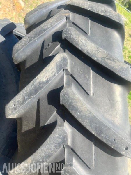 Michelin Traktor dekk 380/85R28 og 460/85R38 - إطارات - آلات زراعية: صورة 3 Michelin Traktor dekk 380/85R28 og 460/85R38 - إطارات - آلات زراعية: صورة 3