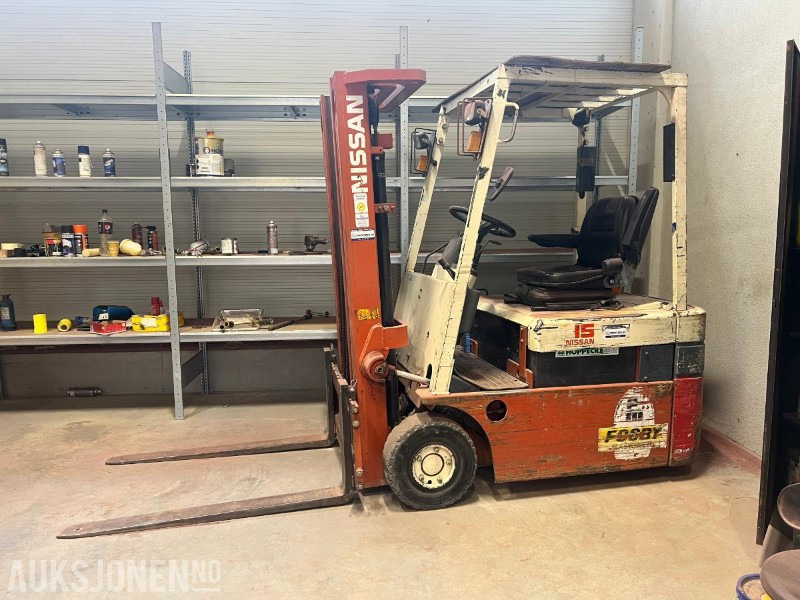 Nissan Gaffeltruck - Rep.objekt. - معدات المناولة: صورة 1 Nissan Gaffeltruck - Rep.objekt. - معدات المناولة: صورة 1