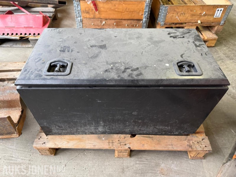 Oppbevaringkasse med lås - معدات الانشاءات: صورة 4 Oppbevaringkasse med lås - معدات الانشاءات: صورة 4