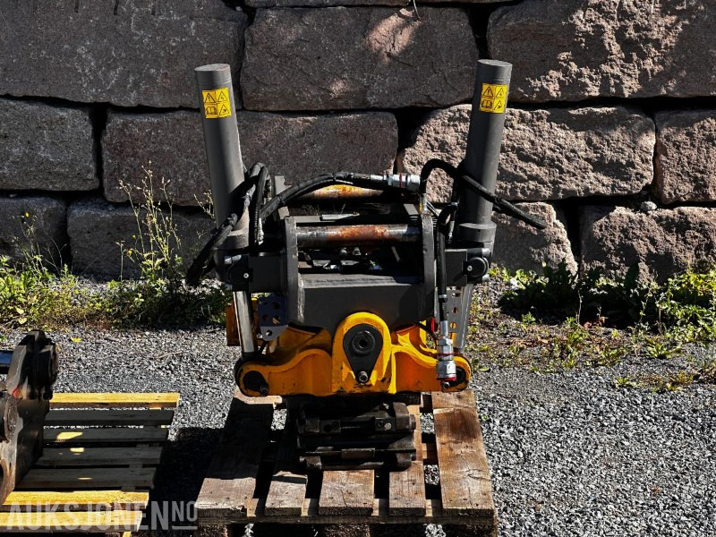 SMP ST22 Tiltrotator / Rotortilt - ملحق - آلات الإنشاء: صورة 2 SMP ST22 Tiltrotator / Rotortilt - ملحق - آلات الإنشاء: صورة 2