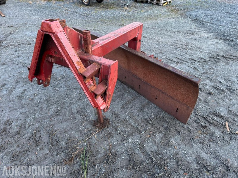 Skjær til traktor - آلات زراعية: صورة 4 Skjær til traktor - آلات زراعية: صورة 4