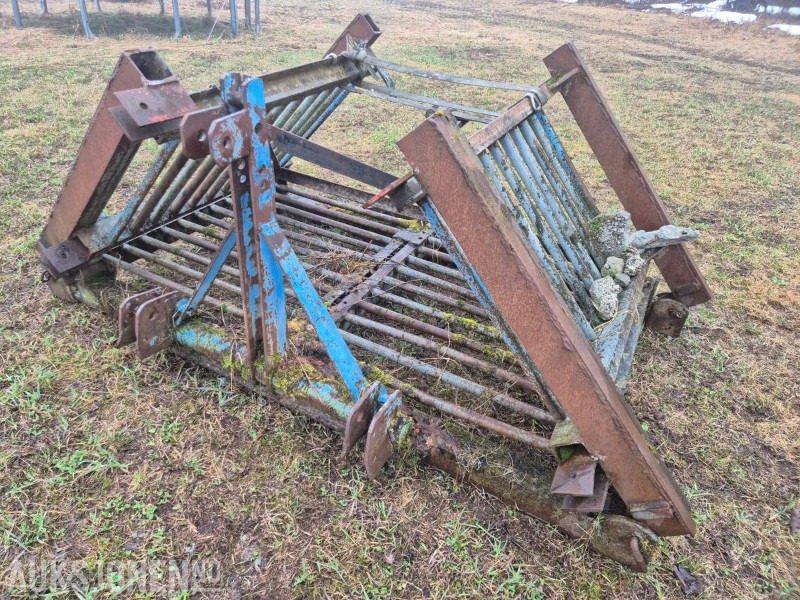 Slodd ca 3 meter med 3-punkt feste - آلات زراعية: صورة 1 Slodd ca 3 meter med 3-punkt feste - آلات زراعية: صورة 1
