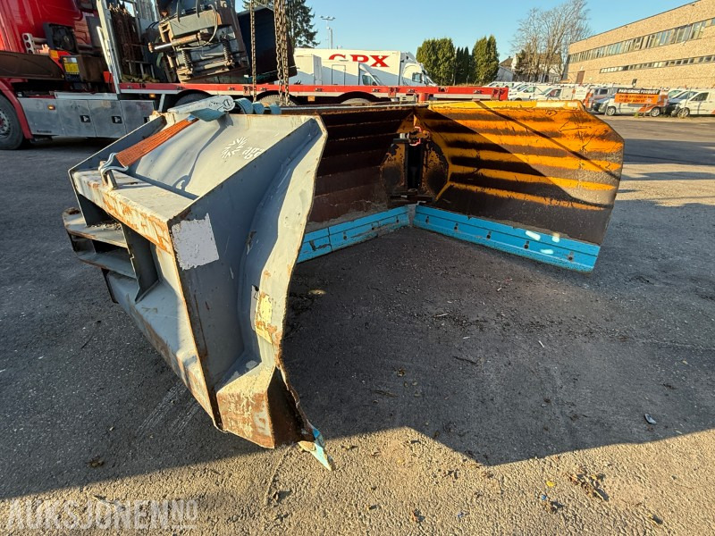 Tellefsdal 5200 U-plog / Snøplog - آلات زراعية: صورة 3 Tellefsdal 5200 U-plog / Snøplog - آلات زراعية: صورة 3