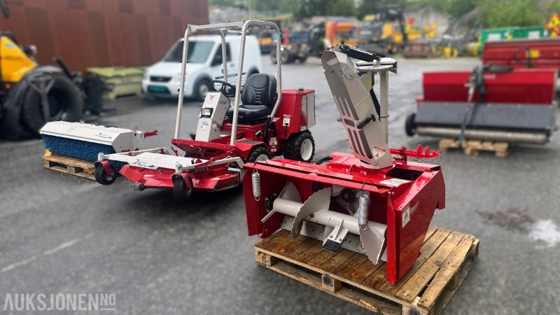 سيارة خدمات/ سيارة خاصة Ventrac 3200 med tilbehør | Snøfres | Kost | Klippeaggregat: صورة 1