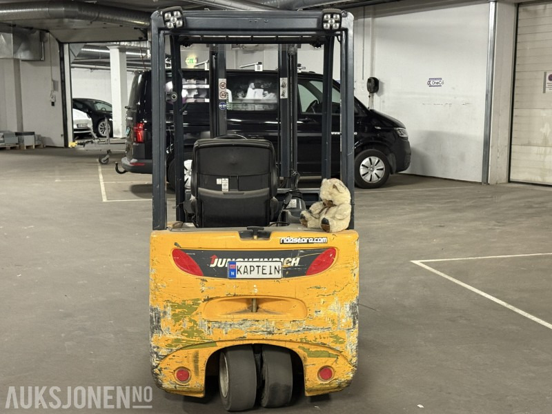 Jungheinrich efg 216k elektrisk truck, 48v, lader og gafler inkludert - معدات المناولة: صورة 4 Jungheinrich efg 216k elektrisk truck, 48v, lader og gafler inkludert - معدات المناولة: صورة 4