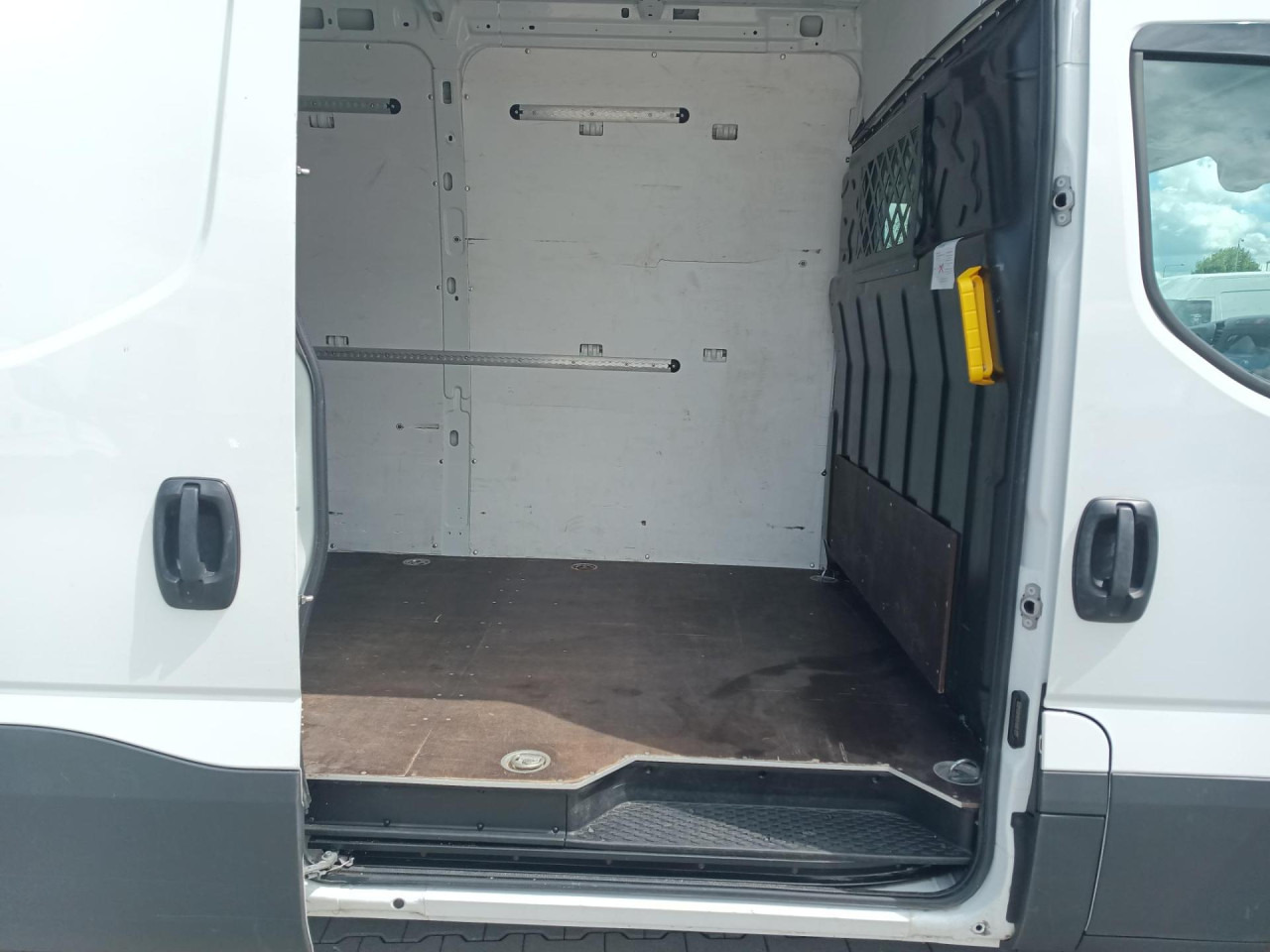 فان IVECO Daily 35S16V: صورة 12 فان IVECO Daily 35S16V: صورة 12