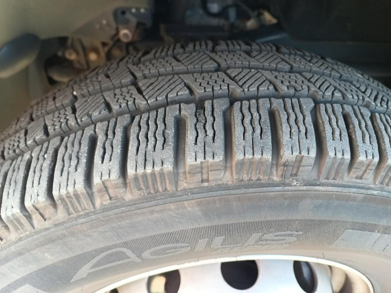 IVECO Daily 70C18A8/P - شاحنة بصندوق مغلق: صورة 4 IVECO Daily 70C18A8/P - شاحنة بصندوق مغلق: صورة 4