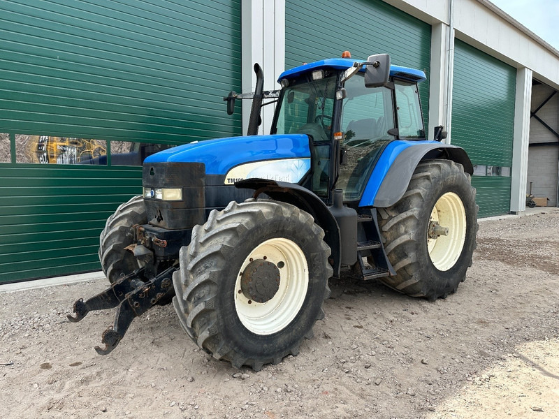 New Holland TM 190 - جرار: صورة 1 New Holland TM 190 - جرار: صورة 1