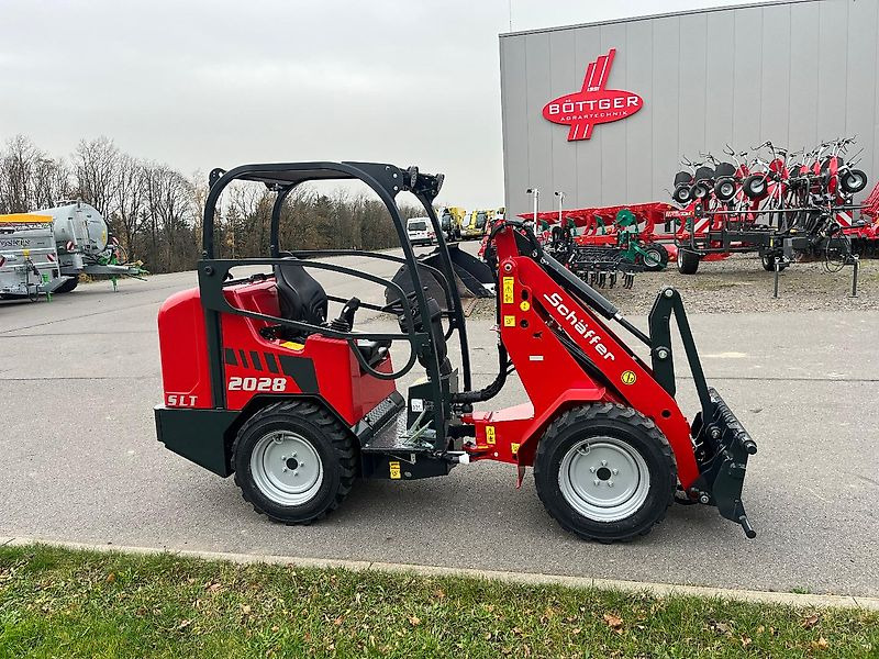 Schäffer 2028 SLT - لودر مفصلي صغير: صورة 5 Schäffer 2028 SLT - لودر مفصلي صغير: صورة 5