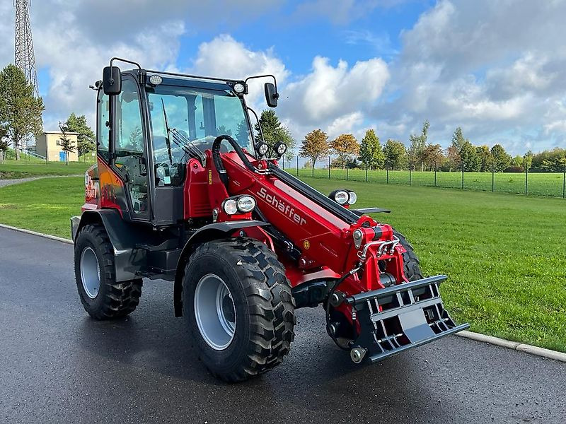 Schäffer 6680 T - جرافة ذات عجلات تلسكوبية: صورة 1 Schäffer 6680 T - جرافة ذات عجلات تلسكوبية: صورة 1