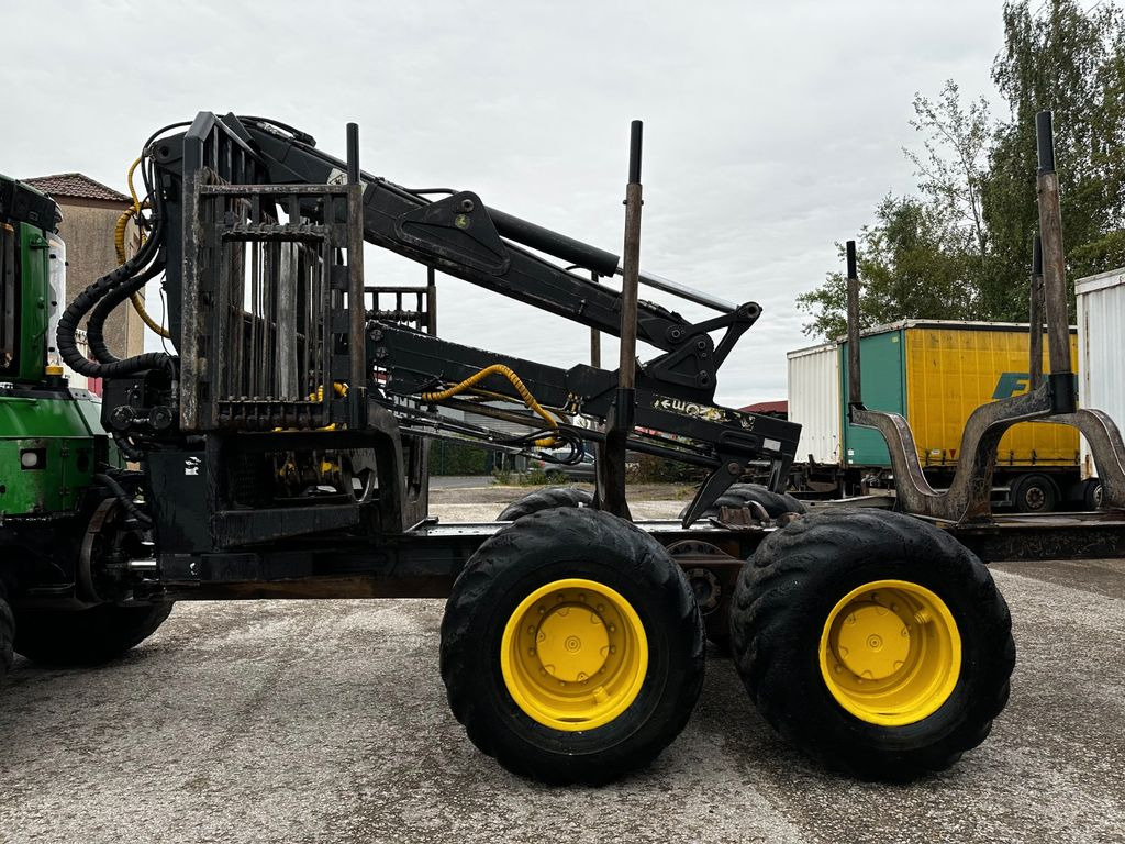 John Deere 1210E 10m CF710 KRAN John Deere 1210E 10m CF710 KRAN - جرار شحن جذوع أشجار الغابات: صورة 4 John Deere 1210E 10m CF710 KRAN John Deere 1210E 10m CF710 KRAN - جرار شحن جذوع أشجار الغابات: صورة 4