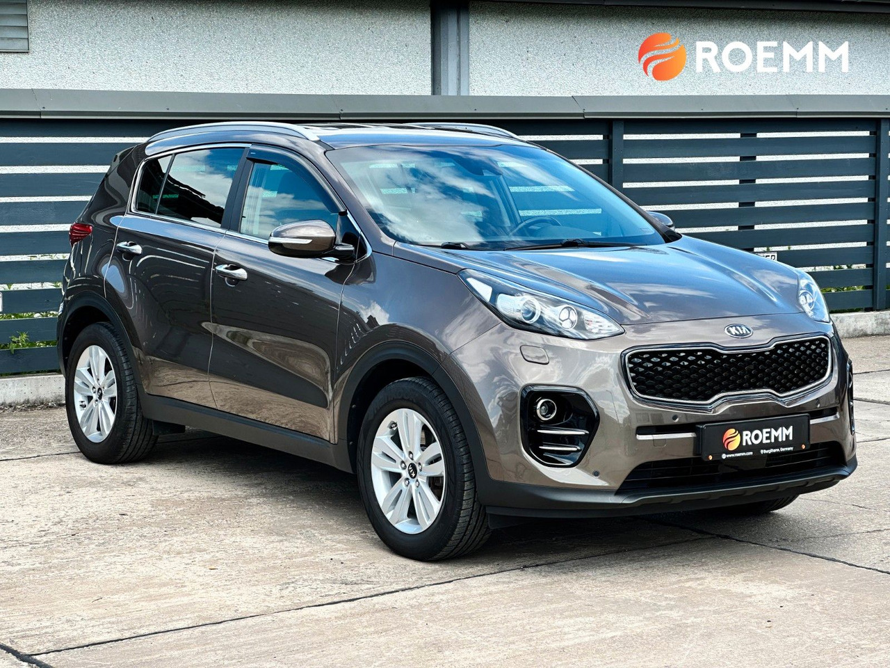 Kia Sportage Spirit 2WD*GARANTIE*JBL*Start/Stopp* - سيارة دفع رباعي: صورة 3 Kia Sportage Spirit 2WD*GARANTIE*JBL*Start/Stopp* - سيارة دفع رباعي: صورة 3