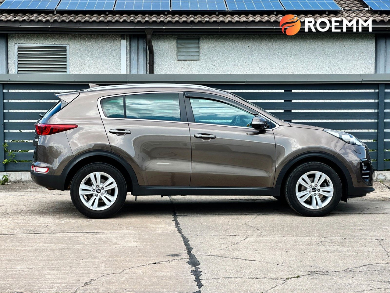 Kia Sportage Spirit 2WD*GARANTIE*JBL*Start/Stopp* - سيارة دفع رباعي: صورة 4 Kia Sportage Spirit 2WD*GARANTIE*JBL*Start/Stopp* - سيارة دفع رباعي: صورة 4