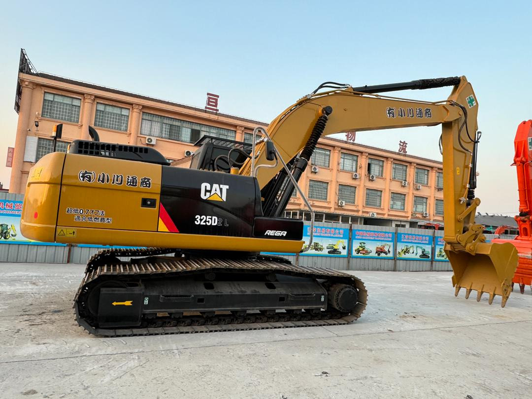 Caterpillar 325D CAT 325D2 329D 330D 330D2 25 Ton Used Excavator for Sale - حفار زاحف: صورة 1 Caterpillar 325D CAT 325D2 329D 330D 330D2 25 Ton Used Excavator for Sale - حفار زاحف: صورة 1