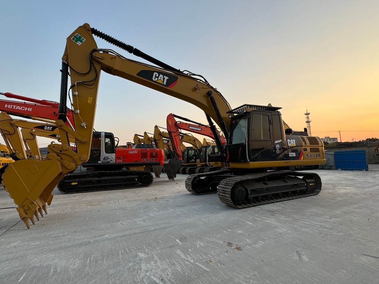 Caterpillar 325D CAT 325D2 329D 330D 330D2 25 Ton Used Excavator for Sale - حفار زاحف: صورة 3 Caterpillar 325D CAT 325D2 329D 330D 330D2 25 Ton Used Excavator for Sale - حفار زاحف: صورة 3