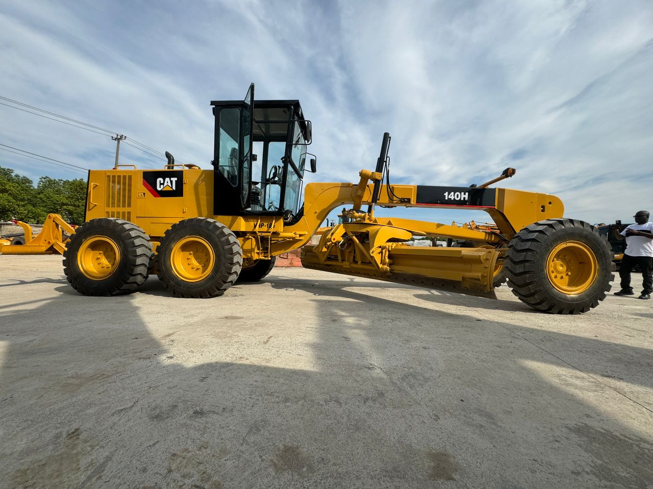 Caterpillar CAT 140H 140K Used Grader Secondhand Motor Grader with Excellent Quality for Sale - ماكينة تسوية: صورة 1 Caterpillar CAT 140H 140K Used Grader Secondhand Motor Grader with Excellent Quality for Sale - ماكينة تسوية: صورة 1