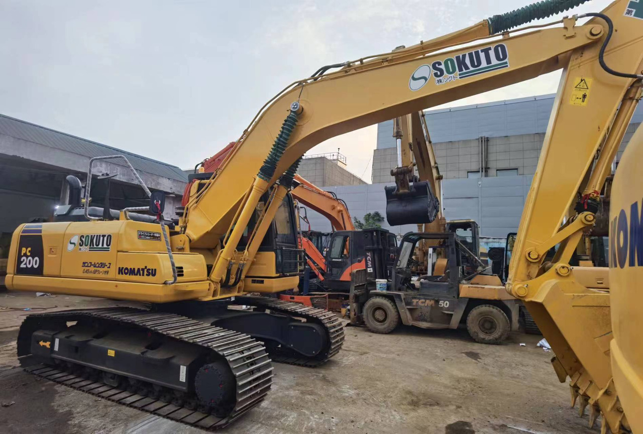 Komatsu PC200 PC210 PC220 Used Excavator Crawler Hydraulic High Quality Secondhand Excavator for Sale - حفار زاحف: صورة 3 Komatsu PC200 PC210 PC220 Used Excavator Crawler Hydraulic High Quality Secondhand Excavator for Sale - حفار زاحف: صورة 3