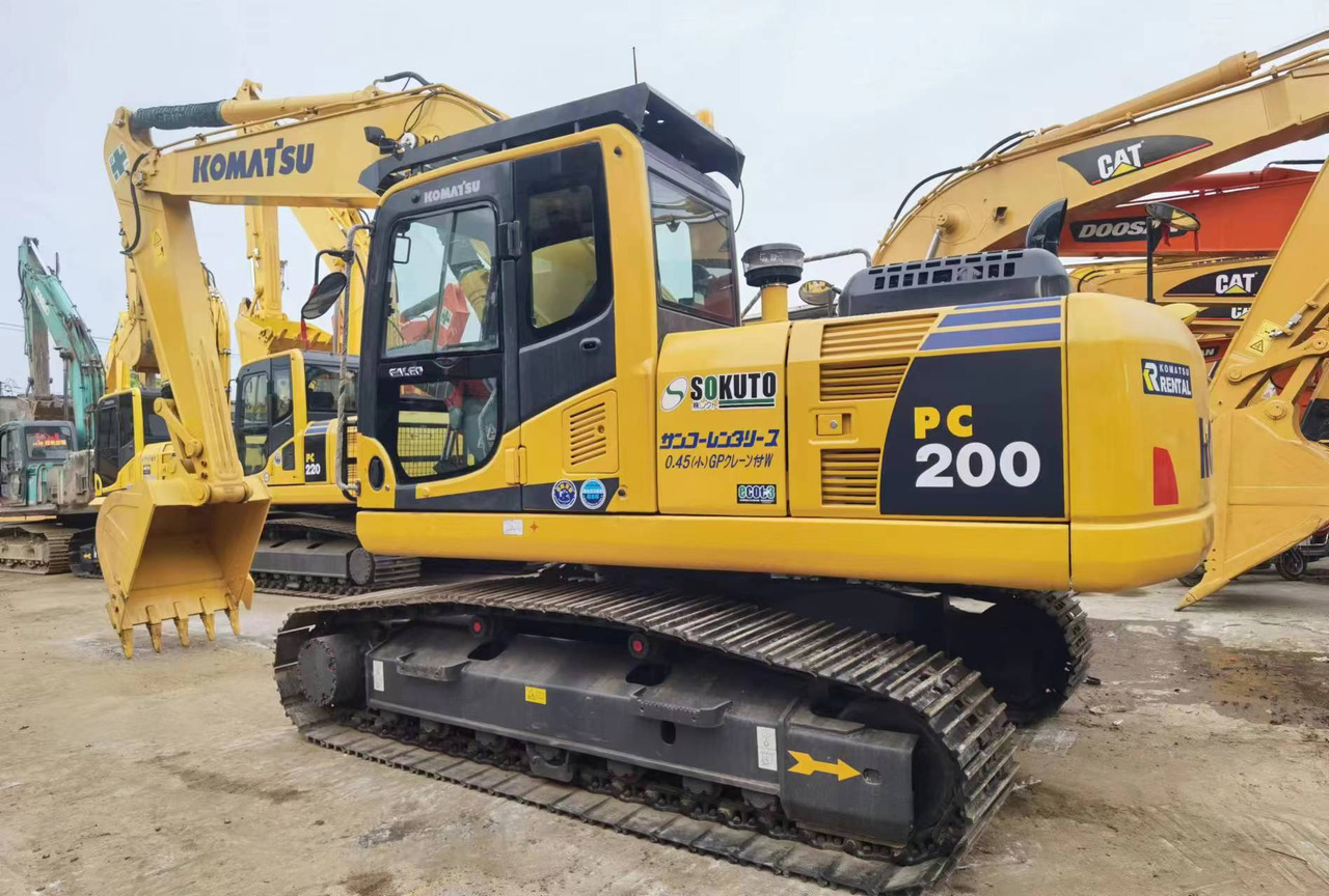 Komatsu PC200 PC210 PC220 Used Excavator Crawler Hydraulic High Quality Secondhand Excavator for Sale - حفار زاحف: صورة 2 Komatsu PC200 PC210 PC220 Used Excavator Crawler Hydraulic High Quality Secondhand Excavator for Sale - حفار زاحف: صورة 2