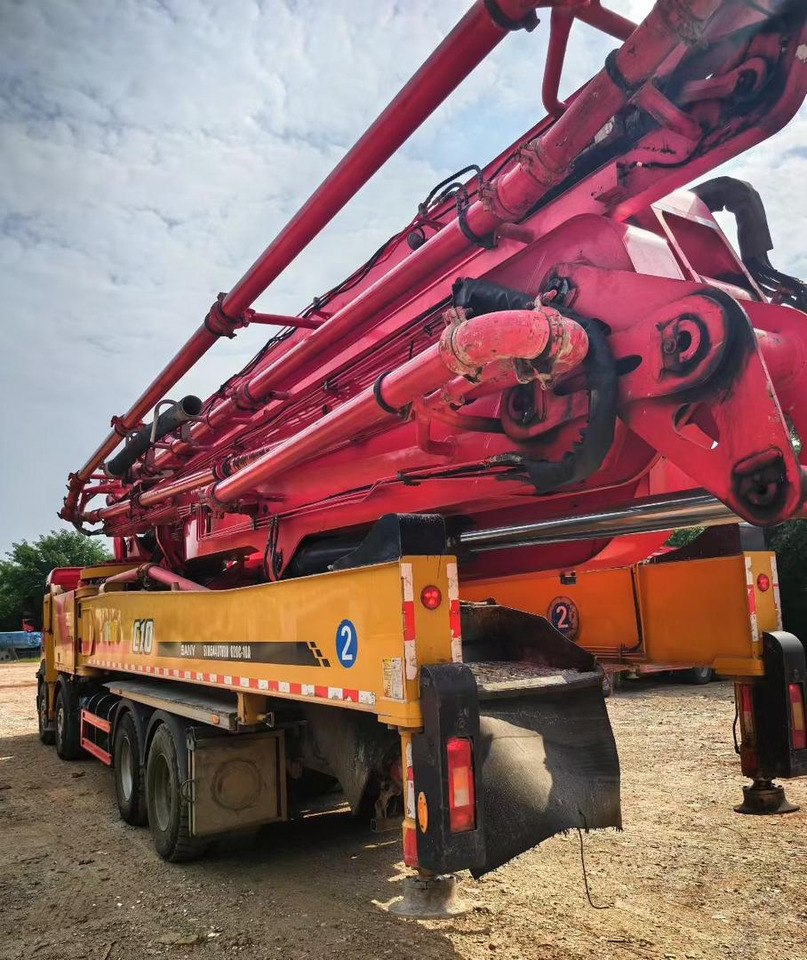 VOLVO 62 Meters Original Concrete Pump Truck Construction Machinery Cement Pumping Equipment Mounted Concrete Pump Truck for Sale - مضخة خرسانة: صورة 5 VOLVO 62 Meters Original Concrete Pump Truck Construction Machinery Cement Pumping Equipment Mounted Concrete Pump Truck for Sale - مضخة خرسانة: صورة 5
