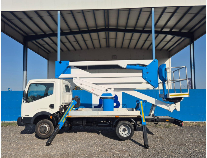 Nissan CABSTAR 35.12 SOCAGE DA320 - شاحنة, شاحنة كرين: صورة 1 Nissan CABSTAR 35.12 SOCAGE DA320 - شاحنة, شاحنة كرين: صورة 1