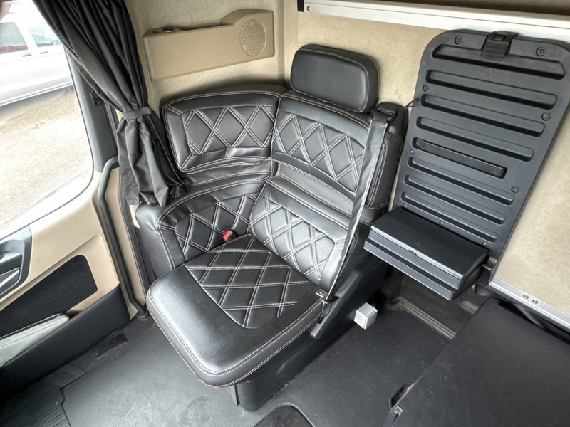 Mercedes-Benz Actros L-Gigaspacecabine 1845 LS Lowliner, Solostar Mirror cams , Leer , Euro 6 - شاحنة بهيكل معدني للمقصورة: صورة 4 Mercedes-Benz Actros L-Gigaspacecabine 1845 LS Lowliner, Solostar Mirror cams , Leer , Euro 6 - شاحنة بهيكل معدني للمقصورة: صورة 4