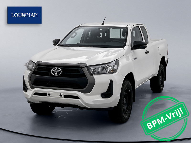 Toyota Hilux 2.4 D-4D Comfort 4x4 Xtra Cab NIEUW 3500KG Trekgewicht Cruise Control Airco - شاحنة البيك أب: صورة 1 Toyota Hilux 2.4 D-4D Comfort 4x4 Xtra Cab NIEUW 3500KG Trekgewicht Cruise Control Airco - شاحنة البيك أب: صورة 1
