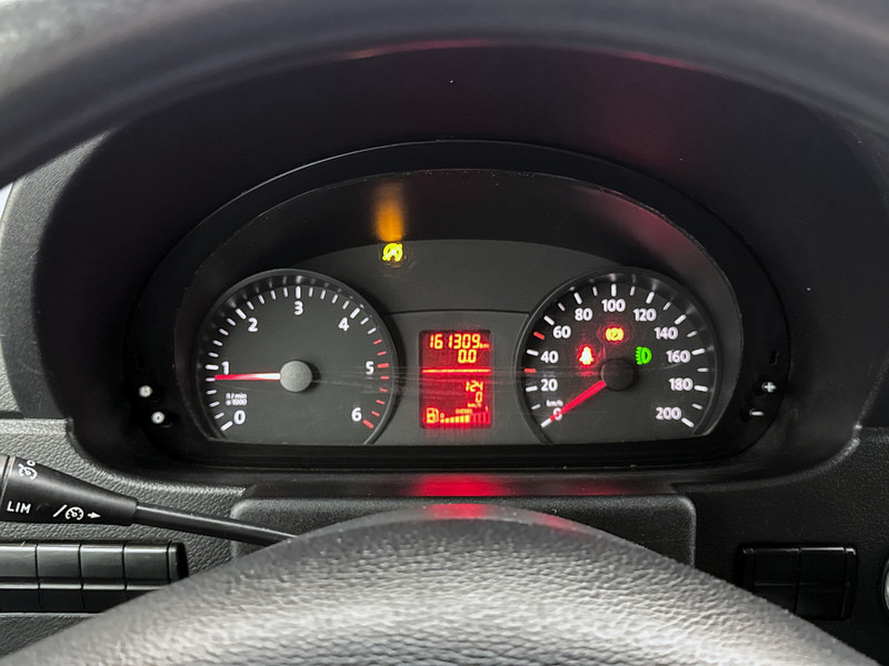 Volkswagen Crafter 35 2.0 TDI L1H1 2x schuifdeur Inrichting Lucht geveerde stoel Cruise control Airco - فان: صورة 5 Volkswagen Crafter 35 2.0 TDI L1H1 2x schuifdeur Inrichting Lucht geveerde stoel Cruise control Airco - فان: صورة 5