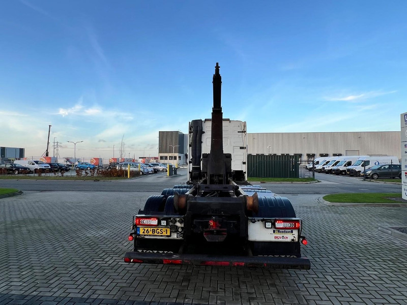 Volvo FH 500 8x2 Haakarm VDL Hooklift 21.000kg / Tridem - شاحنة برافعة خطافية: صورة 4 Volvo FH 500 8x2 Haakarm VDL Hooklift 21.000kg / Tridem - شاحنة برافعة خطافية: صورة 4