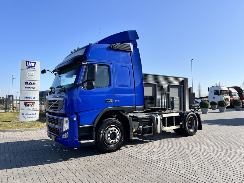 Volvo FM 370 4x2 trekker Globetrotter / Euro 5 /NEW TUV - مقطورة السحب: صورة 1 Volvo FM 370 4x2 trekker Globetrotter / Euro 5 /NEW TUV - مقطورة السحب: صورة 1