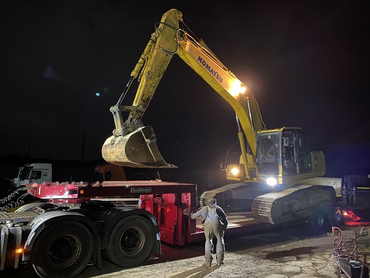 Komatsu PC210 -8 Excavator pe Senile - PIESE DIN DEZMEMBRARI - نقل الحركة - حفّار: صورة 2 Komatsu PC210 -8 Excavator pe Senile - PIESE DIN DEZMEMBRARI - نقل الحركة - حفّار: صورة 2