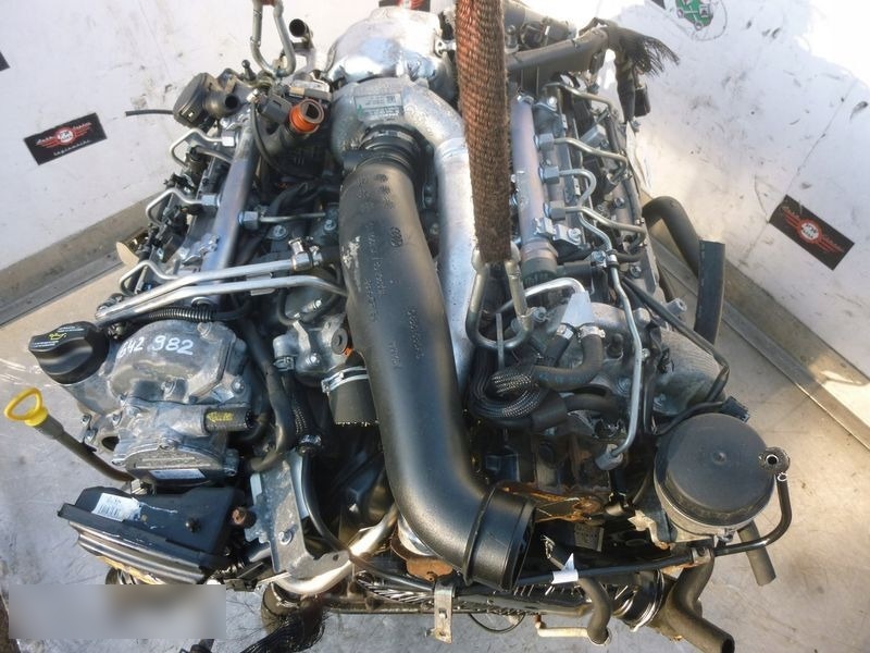 Mercedes-Benz 3.0 V6 642.982 SPRINTER 319 EURO 5 Mercedes-Benz Sprinter passenger - محرك - ميكروباص: صورة 1 Mercedes-Benz 3.0 V6 642.982 SPRINTER 319 EURO 5 Mercedes-Benz Sprinter passenger - محرك - ميكروباص: صورة 1