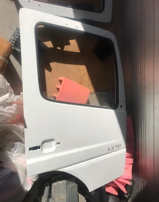 Mercedes-Benz Actros,ATEGO,AXOR truck - باب و قطع الغيار - شاحنة: صورة 3 Mercedes-Benz Actros,ATEGO,AXOR truck - باب و قطع الغيار - شاحنة: صورة 3