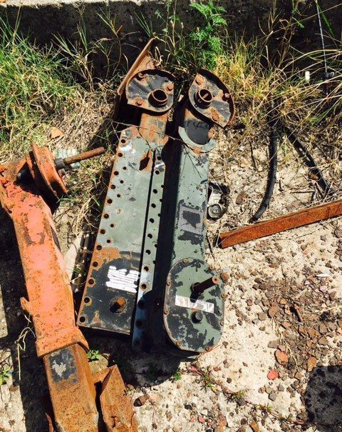 Picioare semiremorca - هيكل السيارة الخارجية - مقطورة: صورة 4 Picioare semiremorca - هيكل السيارة الخارجية - مقطورة: صورة 4